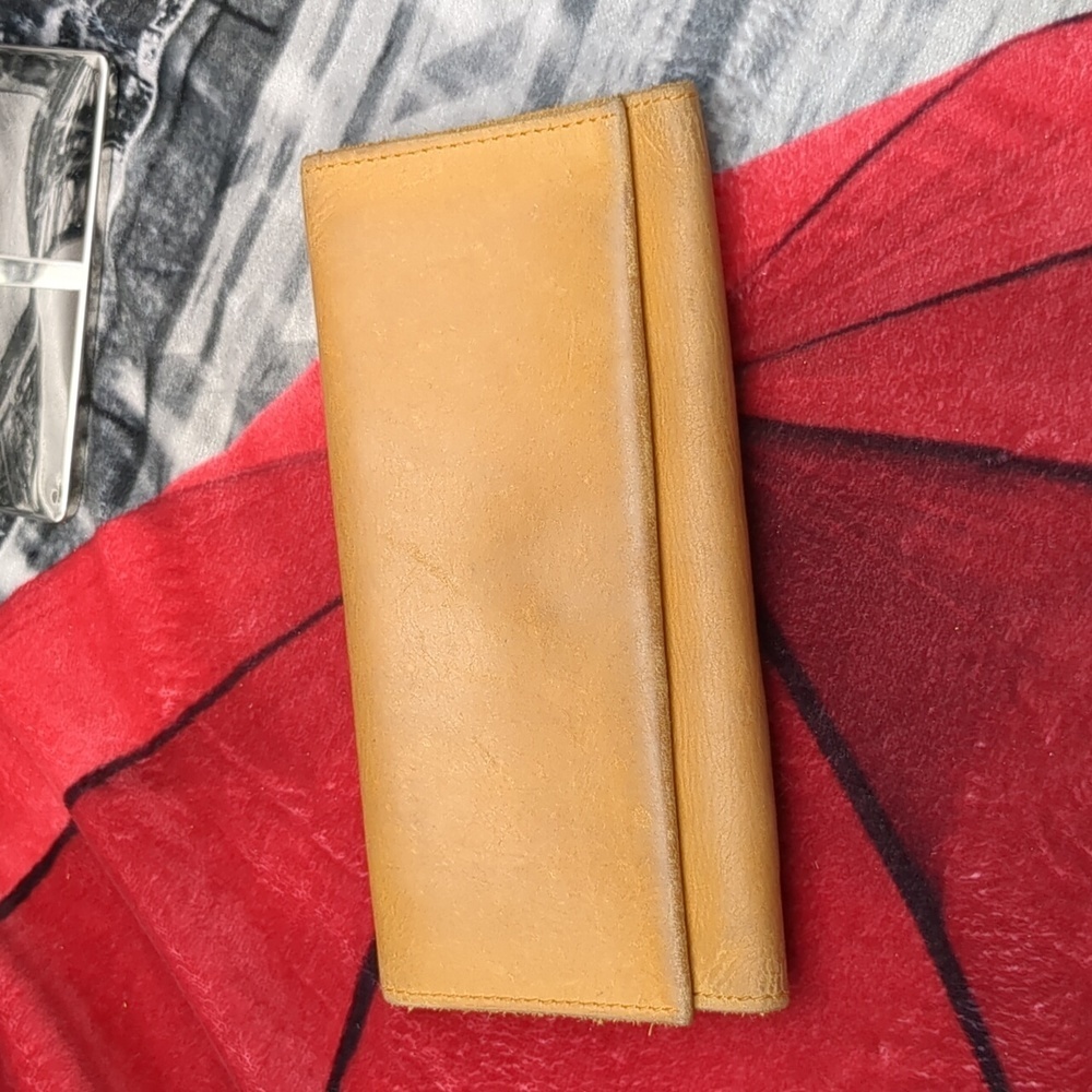 Able tan wallet
